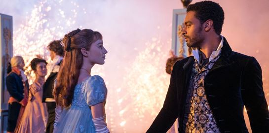 Γιατί βλέπουν όλοι το Bridgerton