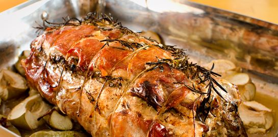 Το χοιρινό με μήλα και ουίσκι είναι πάντα καλή ιδέα