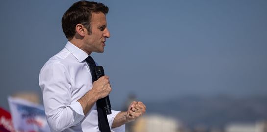 Όταν ο Emmanuel Macron επιχείρησε να διακόψει τη Eurovision