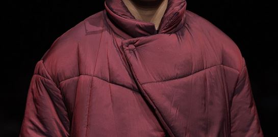 Η εκκεντρική φύση του φουσκωτού μπουφάν