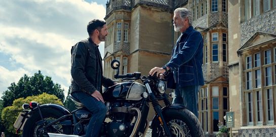 Πώς στο καλό τα μέλη του Thursday Murder Club ζουν σε τέτοια πολυτέλεια;