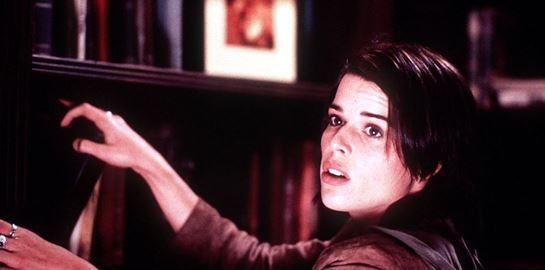 Γιατί τελικά θα λείπει η Neve Campbell από το Scream 6;