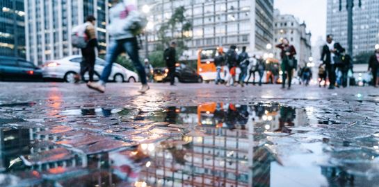 Τι είναι το &#39;φαινόμενο της ψυχρής λίμνης&#39;