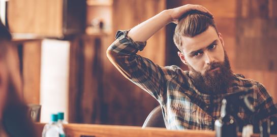 Μπορεί η λεύκη στο κεφάλι να προκαλέσει τριχόπτωση;