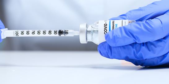 Γιατί ο πρόεδρος του ΔΣ της Moderna πούλησε μετοχές 1,4 δισ. δολ. μέσα σε 2 μήνες