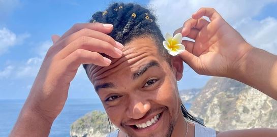 Ταξιτζής αναγνώρισε τον Εμμανουήλ Καραλή στο Μπαλί (video)