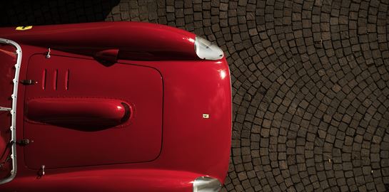 Η Ferrari απαγορεύει στους υπαλλήλους της να αγοράζουν τα νέα σπορ αυτοκίνητά της. Αλλά γιατί;