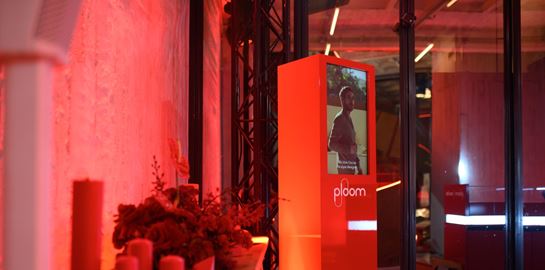 The Red Experience by Ploom x Ora Ïto | Ένα βράδυ στον Κεραμεικό με κορυφαίο design και καλλιτεχνική έκφραση