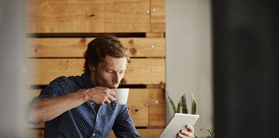 Ένα μαγικό συστατικό για τον καφέ που διώχνει τις λιγούρες