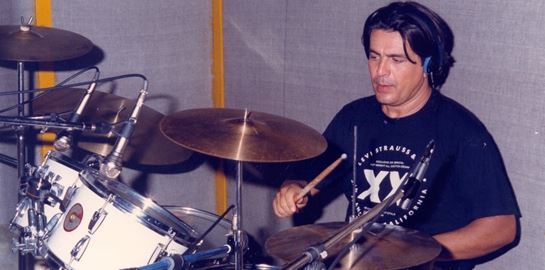 'Έφυγε' από τη ζωή ο Βασίλης Κωνσταντινίδης των Idols