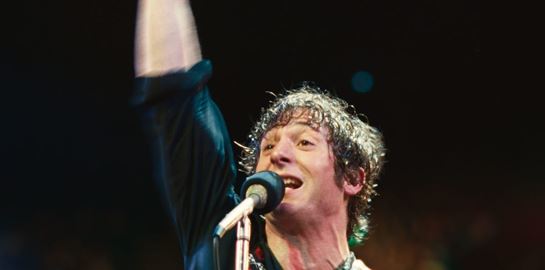 Τι λένε οι πρώτες κριτικές για τον Jeremy Allen White ως Bruce Springsteen