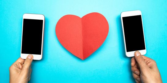 Μία -αλλά θαυματουργή- συμβουλή για αποτελεσματικό φλερτ στο διαδίκτυο