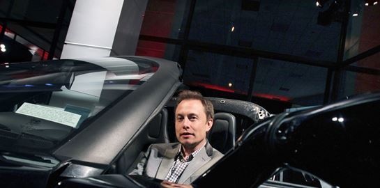 Pop-up κατάστημα της Tesla στην Αθήνα