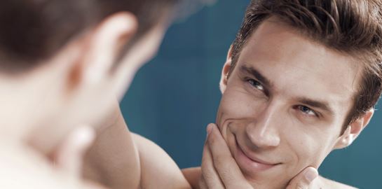 Το αντρικό άρωμα που θέλει να σε κάνει καλύτερο σε όλα τα επίπεδα