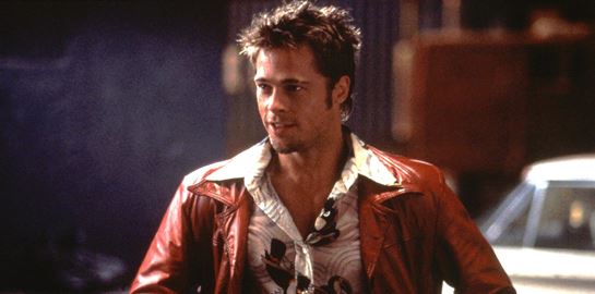 Το κόκκινο δερμάτινο του Brad Pitt στο Fight Club παραμένει cool