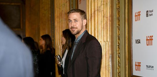 Αποκωδικοποιήσαμε τα στιλιστικά μυστικά του Ryan Gosling