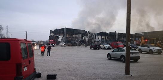 Πυρκαγιά σε εργοστάσιο της Βιολάντα στα Τρίκαλα - Τέσσερις εργαζόμενες νεκρές, μία αγνοούμενη και οκτώ τραυματίες