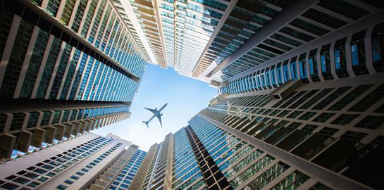 Όλα τα τρικ για να καταπολεμήσεις το jet lag και την αλλαγή ώρας