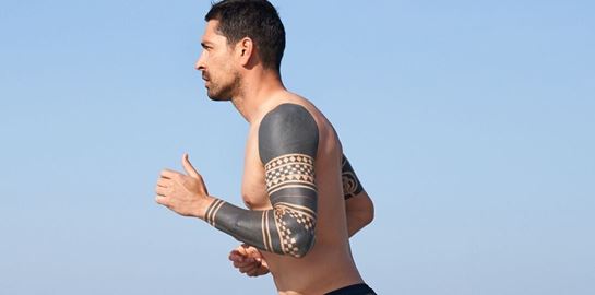 Μεγάλες επιδόσεις και απαράμιλλο στυλ με τα νέα αντρικά μαγιό Intimissimi