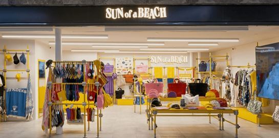 Η ελληνική πετσέτα θαλάσσης που σαρώνει στο εξωτερικό