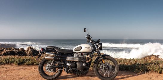 Οι δύο νέες μοτοσυκλέτες της Triumph απαιτούν αποκλειστικότητα