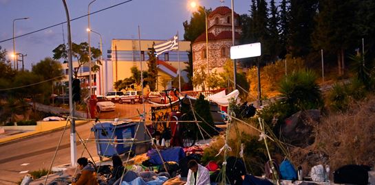 Ο κόσμος γίνεται ολοένα και λιγότερο ανεκτικός προς τους μετανάστες