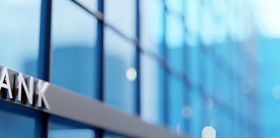 Το &#39;τυφλό σημείο&#39; στις πληρωμές των επιχειρήσεων ίσως φέρει ζημιά δισ. στις τράπεζες