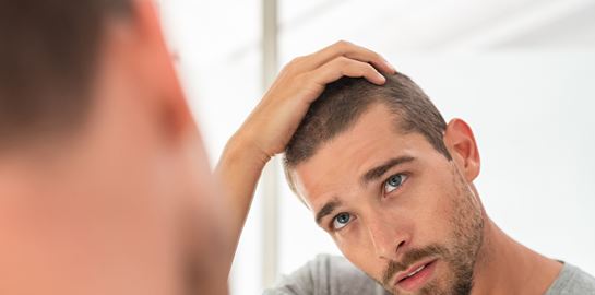 Οι τροφές που προλαμβάνουν την τριχόπτωση