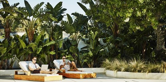 10 επαγγέλματα ιδανικά για γεννημένους ταξιδιώτες