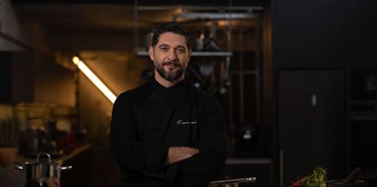 Η casual, fine dining κουζίνα του Πάνου Ιωαννίδη