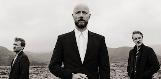 Η μεγάλη των Madrugada επιστροφή