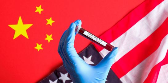 Κίνα, το εξιλαστήριο θύμα των ΗΠΑ για την πανδημική κρίση