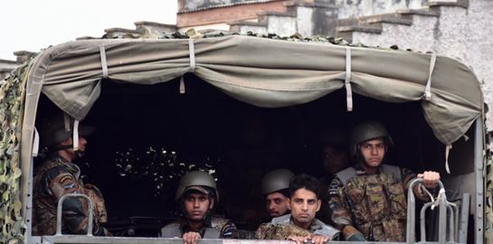 Ινδία-Πακιστάν: Πόσο πιθανός είναι ο πόλεμος και ο ρόλος του νερού