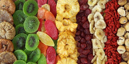 Φρέσκα vs αποξηραμένα φρούτα: Τι είναι πιο θρεπτικό