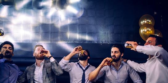 Πώς πρέπει να να συμπεριφέρεσαι σε ένα ποτάδικο