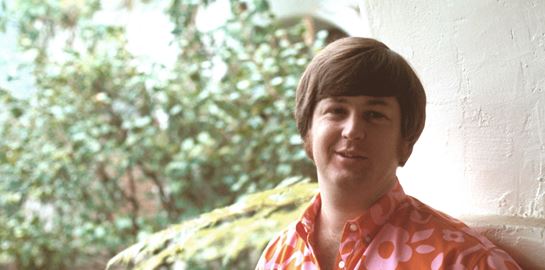 Ωδή στον Brian Wilson: 10 τραγούδια της ιδιοφυΐας των Beach Boys