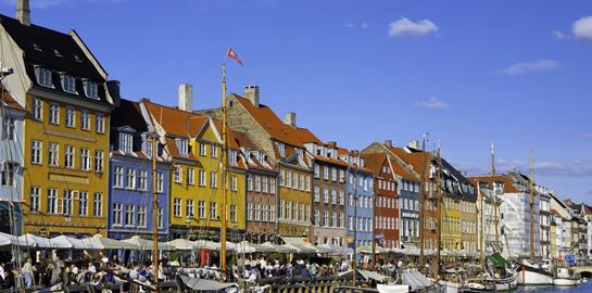 Οι 20 πιο ευτυχισμένες χώρες στον κόσμο, αν σκέφτεσαι να αλλάξεις τη ζωή σου το 2023