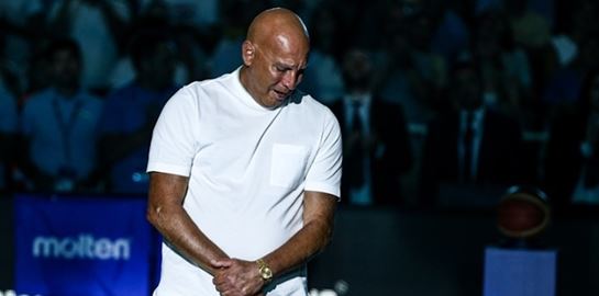 Η αποθέωση του Νίκου Γκάλη στο ΟΑΚΑ ήταν δίκαιη και έγινε πράξη