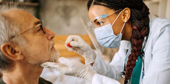 Γιατί δεν ανέπτυξε αντισώματα το 36% των πρώην ασθενών Covid