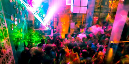 REVOLT!: Η ομάδα των πιο επιτυχημένων underground parties της Αθήνας