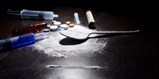 Ο εφιάλτης των ναρκωτικών μέσα από τα μάτια ενός διασώστη