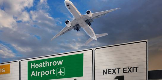 H απόλαυση του να βλέπεις αεροπλάνα να προσγειώνονται στο Heathrow