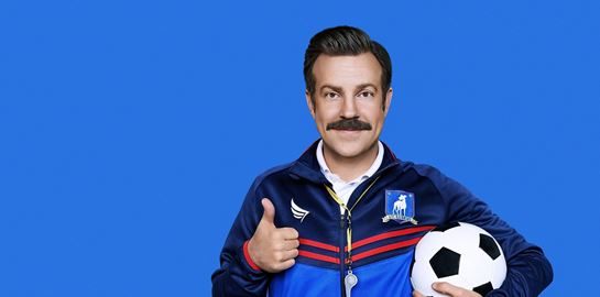 Το Ted Lasso είναι η feelgood τηλεόραση που έχουμε ανάγκη