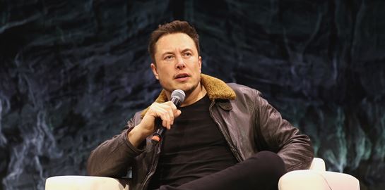 Ο Elon Musk ετοιμάζει την τεκίλα της Tesla, την Teslaquila