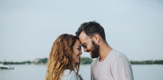 Το πείραμα των 36 ερωτήσεων που δημιουργεί ερωτευμένους