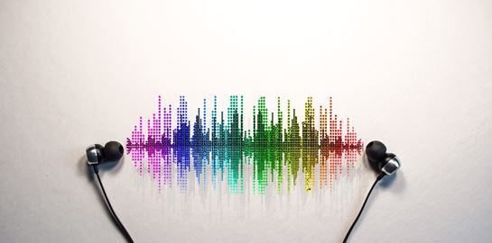 Στην Παγκόσμια Ημέρα των Χρωμάτων, ο Best Radio 92.6 ζωγραφίζει με τη μουσική του