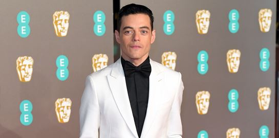 Τα κοστούμια του φετινού καλοκαιριού θα είναι σε slim fit γραμμή