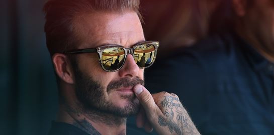 Τι στυλ γυαλιών ταιριάζει σε κάθε σχήμα προσώπου