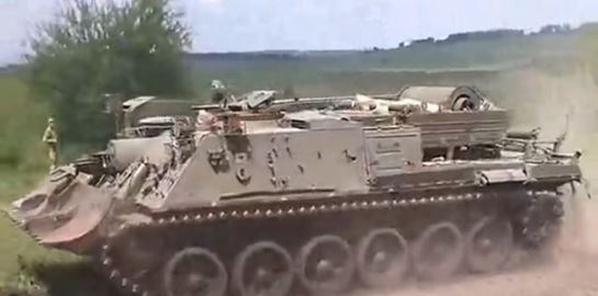 Σπάνιο τσέχικο όχημα στα μέτωπα πολέμου της Ουκρανίας