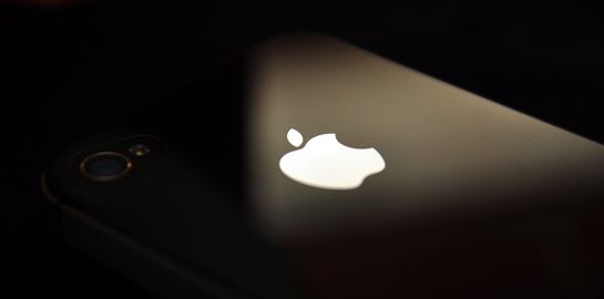 Η Apple σχεδιάζει app για τον εντοπισμό κρουσμάτων μέσω κινητού